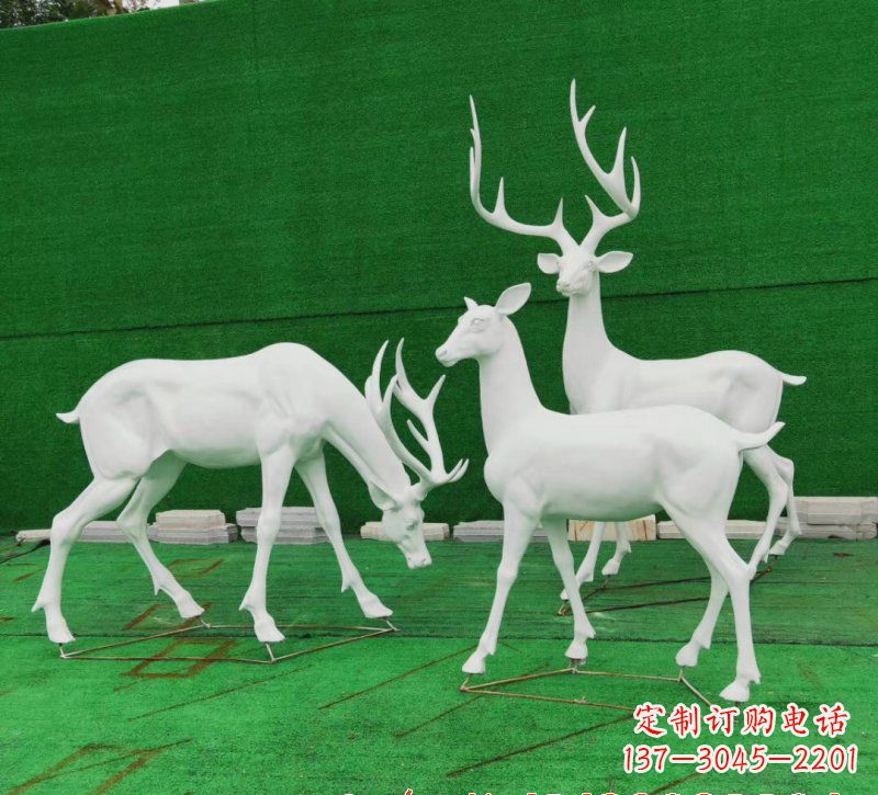 西安玻璃钢鹿群雕塑