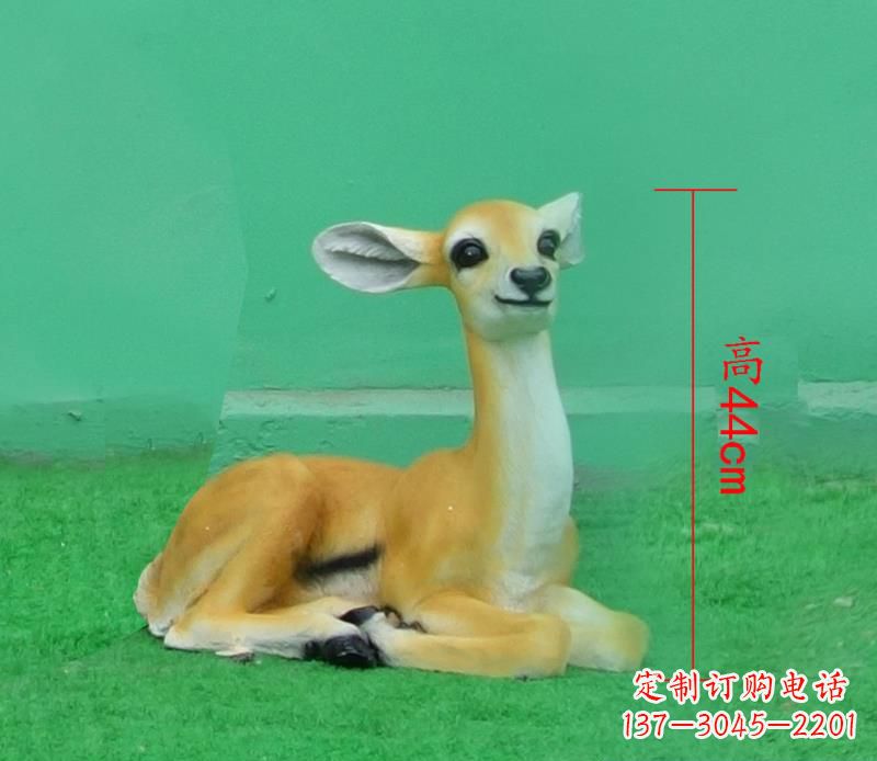 西安玻璃钢公园仿真动物羚羊雕塑