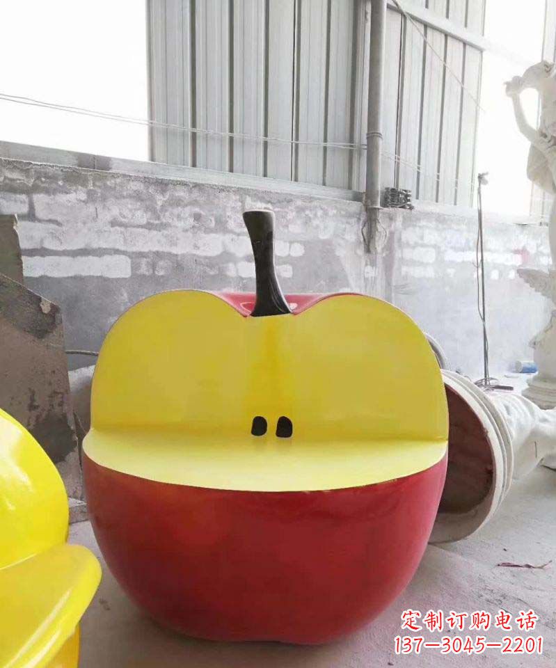 西安不锈钢苹果雕塑精致而经久不衰
