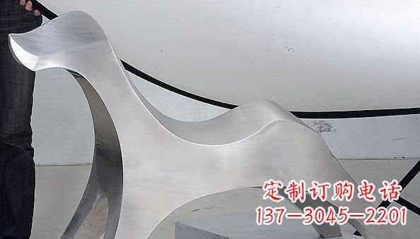西安不锈钢抽象小狗动物雕塑