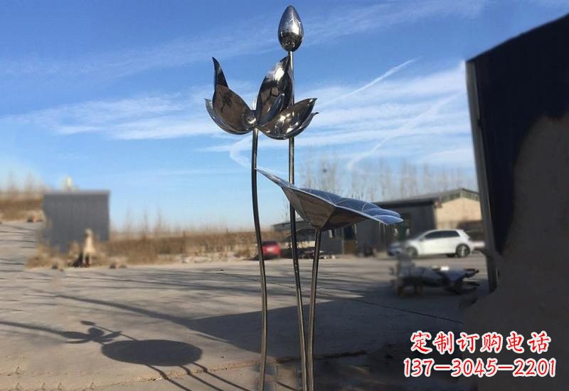 西安不锈钢荷花雕塑精美的艺术瑰宝