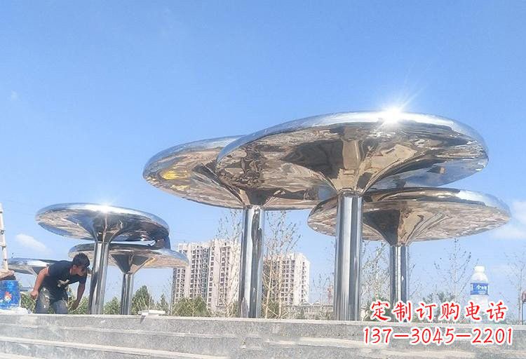 西安不锈钢广场凉亭雕塑——精美雕塑点缀美丽环境