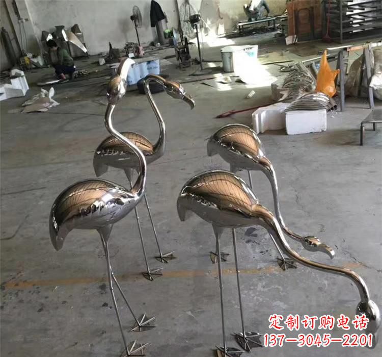 西安不锈钢火烈鸟雕塑给家园带来灿烂的光芒