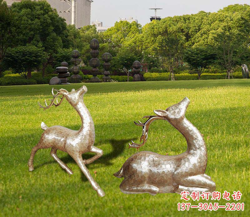 西安不锈钢麋鹿雕塑彰显艺术精美