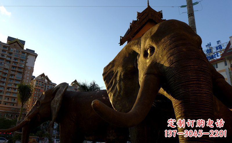 西安步行街上的大象雕塑——给街道带来活力