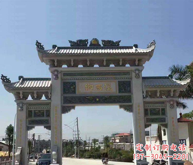 西安石牌坊雕塑——缅怀深厚的历史情谊
