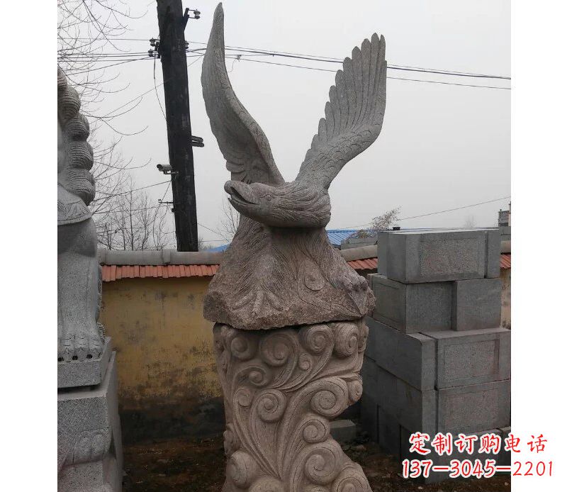 西安绚丽振翅的大理石雄鹰雕塑