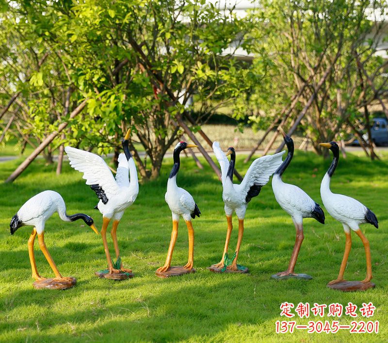 西安丹顶鹤抽象雕塑