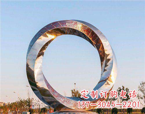 西安精美的不锈钢圆环景观雕塑