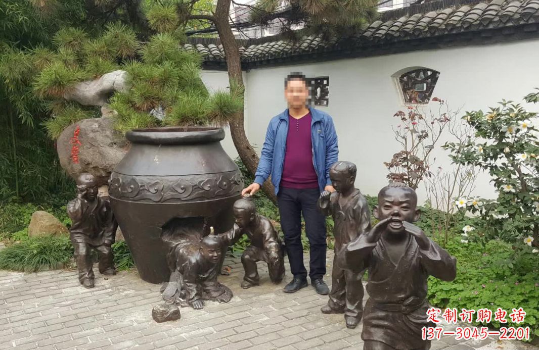 西安园林司马光砸缸铜雕